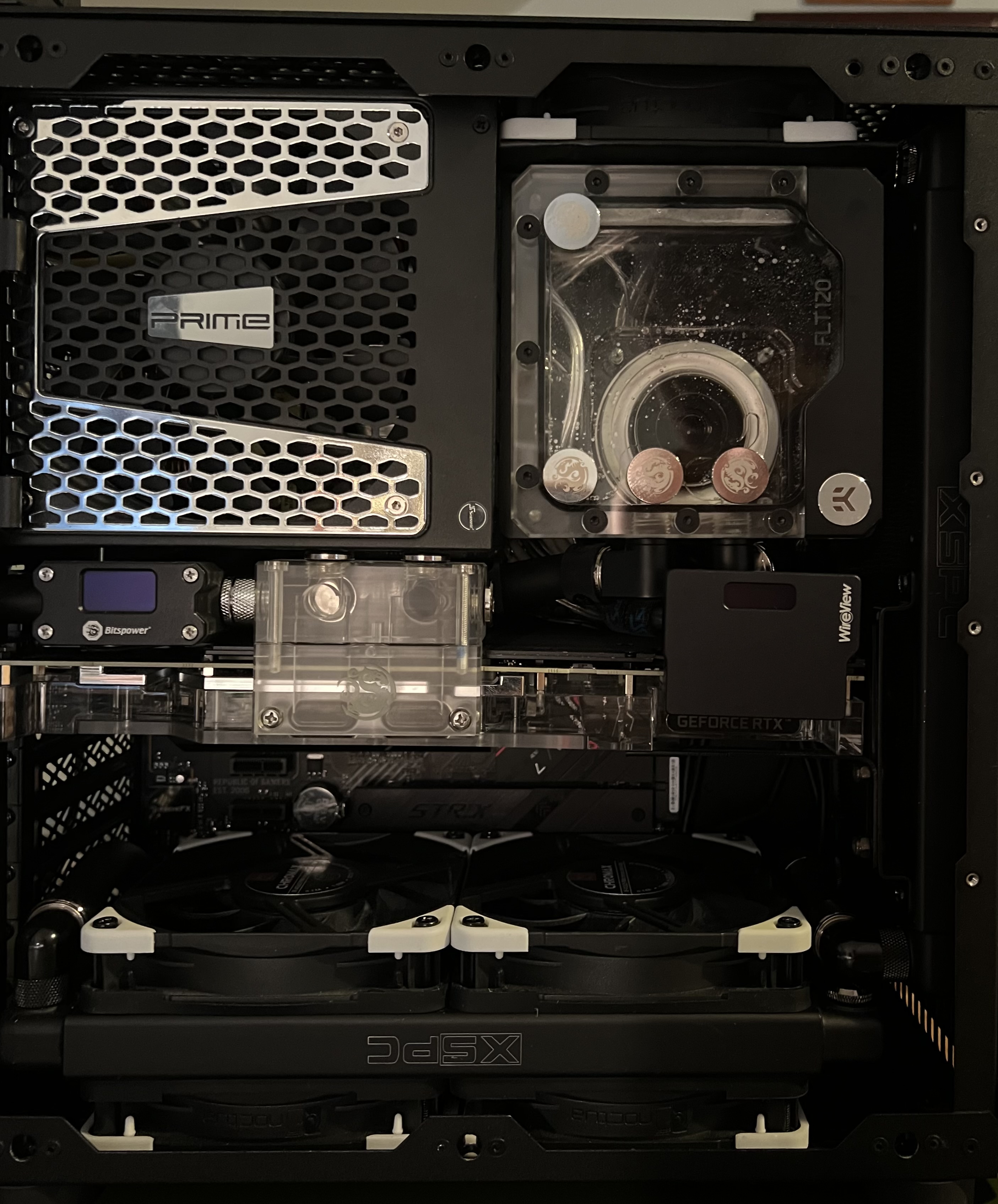 My enthusiast-grade custom water-cooled build
